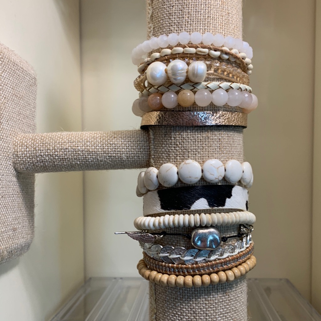 Set Of 2 Victoria Emerson Bracelets 35$